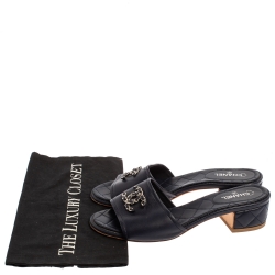 Pre Owned Chanel Navy Blue Quilted Leather CC Chain Slide Sandals Size 38.5 