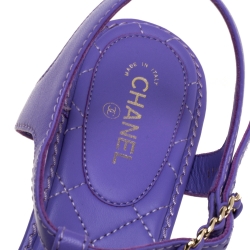 Pre Owned Chanel Purple Leather CC Chain Link Thong Sandals Size 38