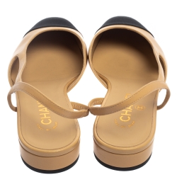 Pre Owned Chanel Beige/Black Leather and Canvas Cap Toe Slingback Sandals Size 38.5