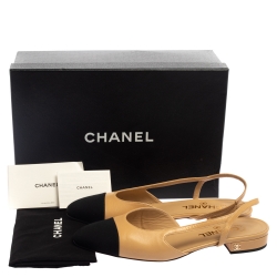 Pre Owned Chanel Beige/Black Leather and Canvas Cap Toe Slingback Sandals Size 38.5