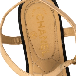 مملوكة مسبقًا Chanel Beige/ Black CC Logo T Strap Thong Sandals Size 39