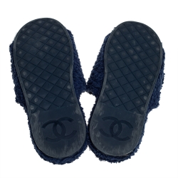 Pre Owned Chanel Blue Terry Cotton Fabric And Patent Leather CC Slide Sandals Size 40