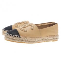 Pre Owned Chanel Beige Leather Camellia Studded Espadrilles Size 38