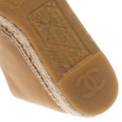 Pre Owned Chanel Beige Leather Camellia Studded Espadrilles Size 38