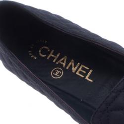 مملوكة مسبقًا حذاء شانيل سموكينج سليبر جلد مبطن أزرق مقاس 37.5