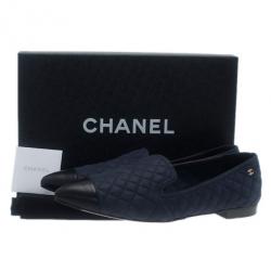 مملوكة مسبقًا حذاء شانيل سموكينج سليبر جلد مبطن أزرق مقاس 37.5