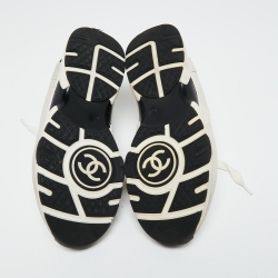 مملوكة مسبقًا Chanel Multicolor Suede And Leather CC Low Top Sneakers Size 39