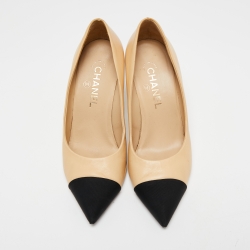 Pre Owned Chanel Beige/Black Leather And Canvas Faux Pearl Cap Toe Pointed Toe Pumps Size 38