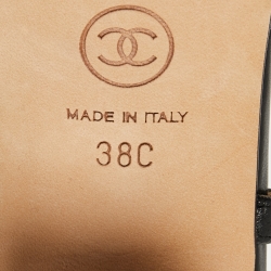 مملوكة مسبقًا Chanel Black Leather and Canvas CC Cap toe Slingback Block Heel Sandals Size 38