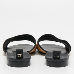Pre Owned Chanel Black/Beige Leather Logo Slide Sandals Size 40.5