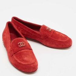 Pre Owned Chanel Red Suede CC Chain Loafers Size 39