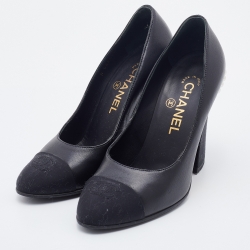 Pre Owned Chanel Black Leather and Fabric CC Cap Toe Pearl Embellished Block Heel Pumps Size 36.5