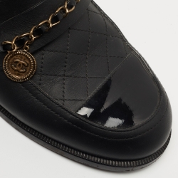 Pre Owned Chanel Black Leather and Patent Chain Detail Mules Size 38