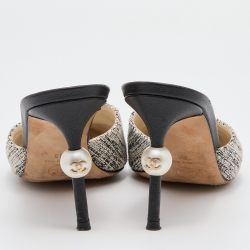 مملوكة مسبقًا Chanel Black/White Tweed and Leather CC Pearl Embellished Heel Mules Size 38