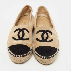 Pre Owned Chanel Beige/Black Suede CC Pearl Espadrille Flats Size 37