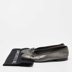 Chanel Metallic Grey Textured Leather CC Bow Ballet Flats Size 37