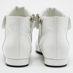 Chanel White/Black Patent Leather and Fabric Cap Toe Ankle Length Bots Size 39