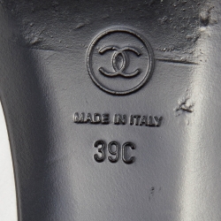 Chanel White/Black Patent Leather and Fabric Cap Toe Ankle Length Bots Size 39