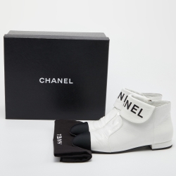 Chanel White/Black Patent Leather and Fabric Cap Toe Ankle Length Bots Size 39