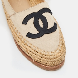 Pre Owned Chanel Beige/Black Satin and Woven Raffia CC Espadrille Flats Size 39