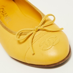 Pre Owned Chanel Yellow Leather CC Bow Ballet Flats Size 36.5