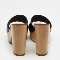 Pre Owned Chanel Cream/Blue Patent Leather CC Wooden Platform Clogs Sandals Size 37