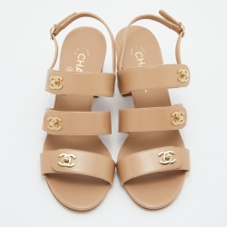 Pre Owned Chanel Beige Leather CC Turnlock Open Toe Sandals Size 40