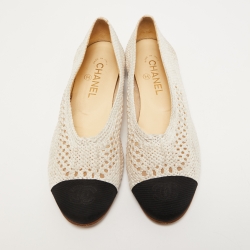 Chanel White/Black Crochet and Canvas CC Cap Toe Ballet Flats Size 39