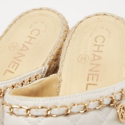 Chanel White/Black Quilted Leather Cap Toe Clogs Size 41