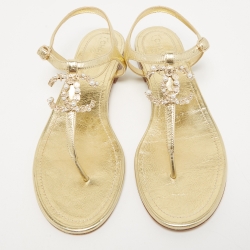 Pre Owned Chanel Gold Leather Embellished CC T-Strap Flat Sandals Size 39.5