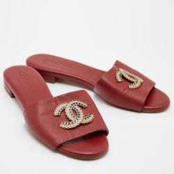 Pre Owned Chanel Red Leather CC Logo Flat Slides Size 39