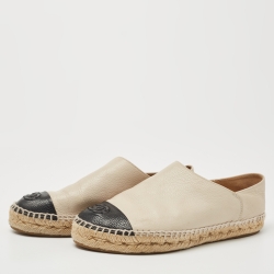 Pre Owned Chanel Cream/Black Leather CC Cap Toe Espadrille Flats Size 37