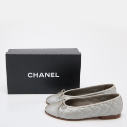 Pre Owned Chanel Grey Quilted Caviar Leather CC Cap Toe Bow Ballet Flats Size 38.5