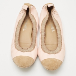 Pre Owned Chanel Pink/Brown Leather and Suede CC Cap Toe Scrunch Ballet Flats Size 40