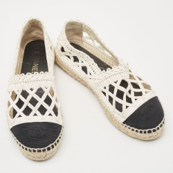 Pre Owned Chanel White/Back Knit Fabric and Canvas Interlocking CC Logo Espadrilles Size 39