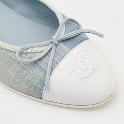 Pre Owned Chanel Blue/White Canvas and Leather Bow CC Cap Toe Ballet Flats Size 37