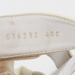 Pre Owned Chanel White Fabric Quilted CC Logo Strappy Flat Sandals Size 40