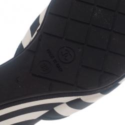 مملوكة مسبقًا Chanel Black and White Striped Canvas Wedge Slides Size 38