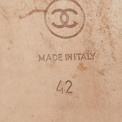 مملوكة مسبقًا Chanel Black/Beige Leather CC Ballet Flats Size 42