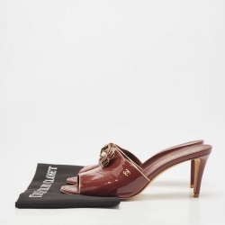 Chanel Burgundy Patent Leather Flower Embellished Slide Sandals Size 39