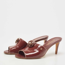 Chanel Burgundy Patent Leather Flower Embellished Slide Sandals Size 39