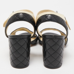 مملوكة مسبقًا Chanel Black/Beige Quilted Leather CC Ankle Strap Sandals Size 38.5