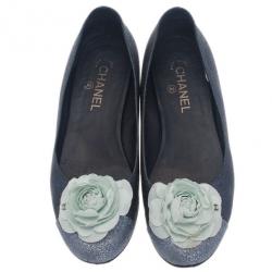 مملوكة مسبقًا Chanel Glitter Cap Toe Camellia Flower Ballet Flats Size 41