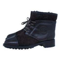 مملوكة مسبقًا Chanel Brown Suede and Leather Ankle Boots Size 39