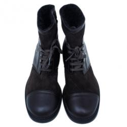 مملوكة مسبقًا Chanel Brown Suede and Leather Ankle Boots Size 39
