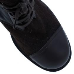 مملوكة مسبقًا Chanel Brown Suede and Leather Ankle Boots Size 39