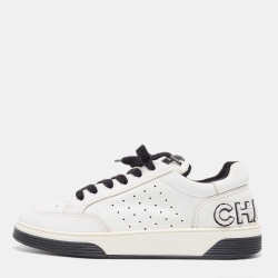 Chanel CC Logo Triple White Sneakers - Size 39 ○ Labellov ○ Buy