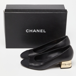 Pre Owned Chanel Black Leather and Fabric Cap Toe CC Pumps Size 37
