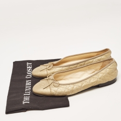 Pre Owned Chanel Gold Quilted Caviar Leather CC Cap Toe Bow Ballet Flats Size 39