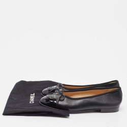 Pre Owned Chanel Black Leather and Patent Cap Toe CC Bow Ballet Flats Size 36